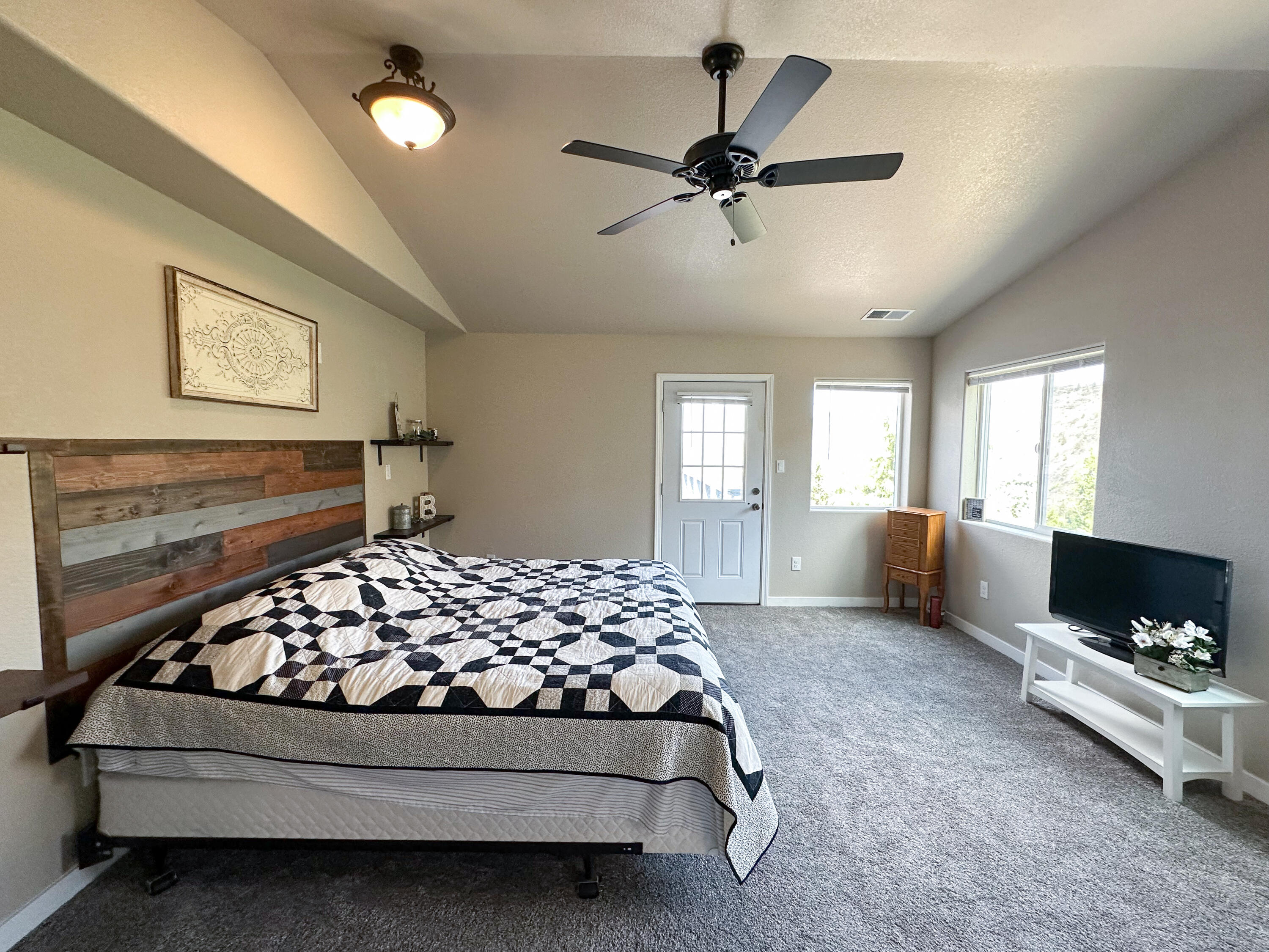 Gray Rock - Residential