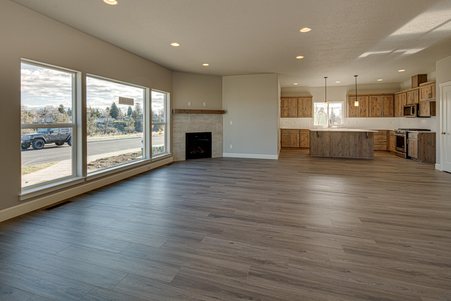 Canyon Rim Village - Residential