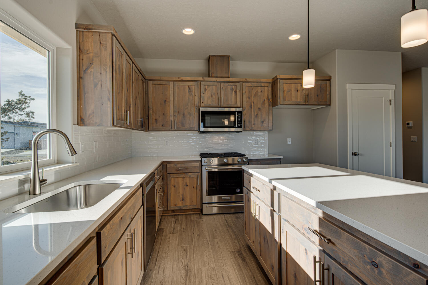 Canyon Rim Village - Residential