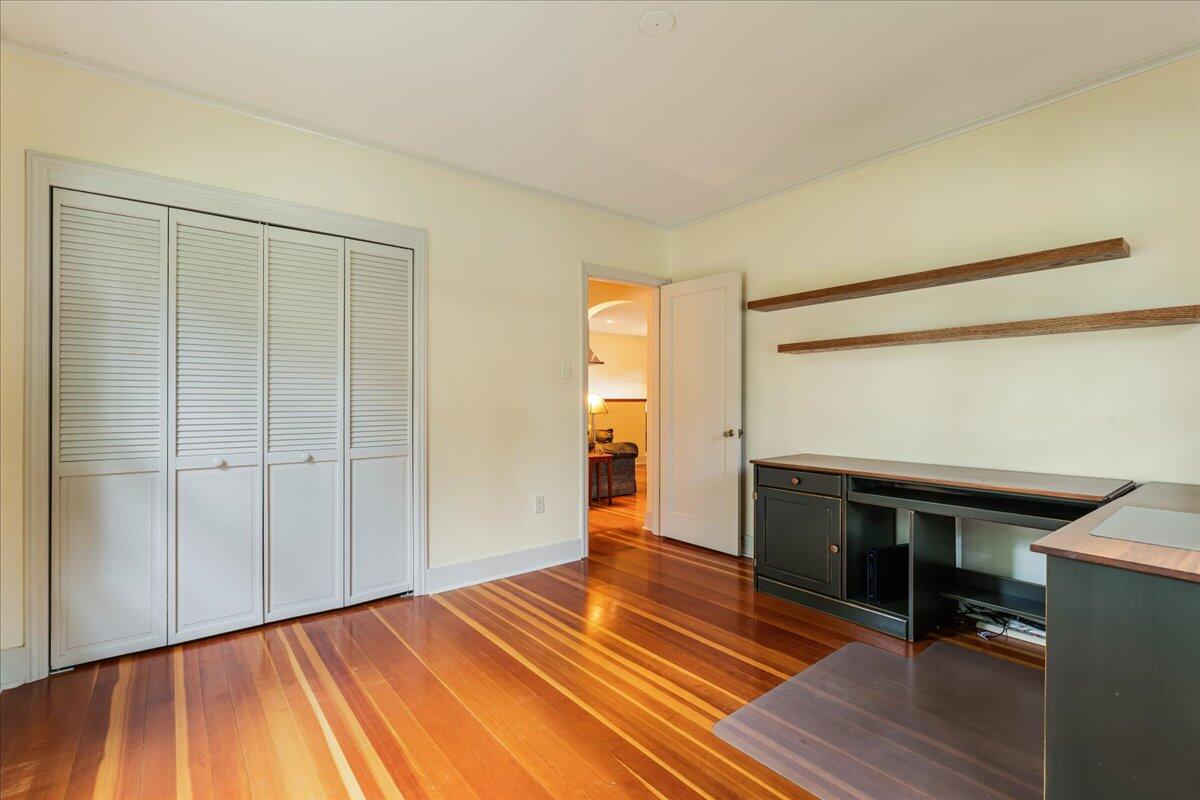 River Terrace - Residential