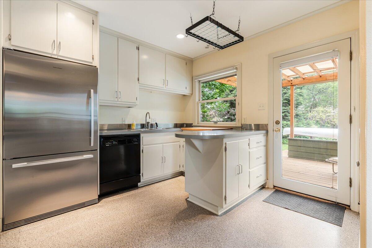 River Terrace - Residential