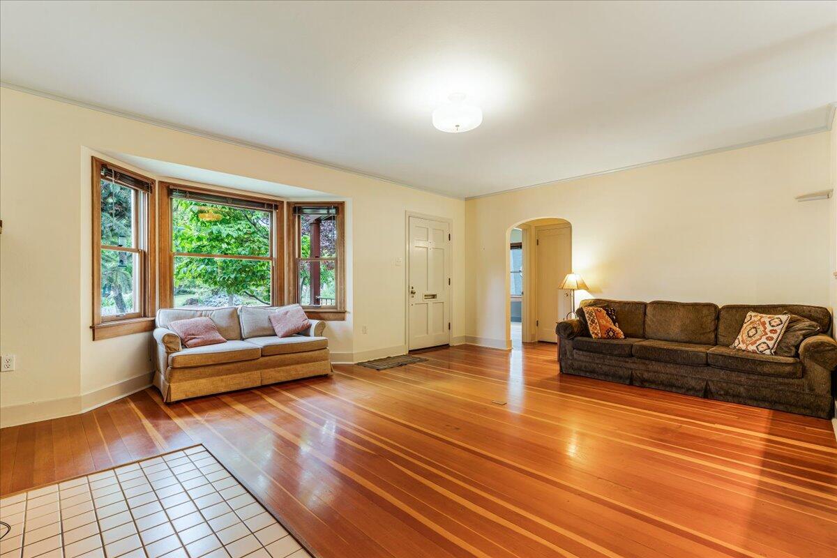 River Terrace - Residential