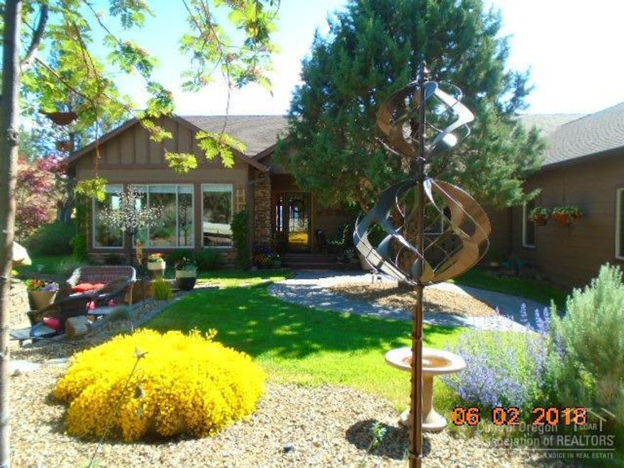 This beautiful single story home sits on 24-acres overlooking the Crooked River Valley. A large master with fireplace, has french doors leading out to the deck. The open floor plan has vaulted ceiling and maple hardwood flooring. Sun room,dining room,walk in pantry, TV room, bedrooms each with a view.Great room Room has a wonderful gas fireplace w/a blower. Tons of windows to enjoy the light. Solid core wood doors throughout. The ICF construction saves you money on your utility bills.