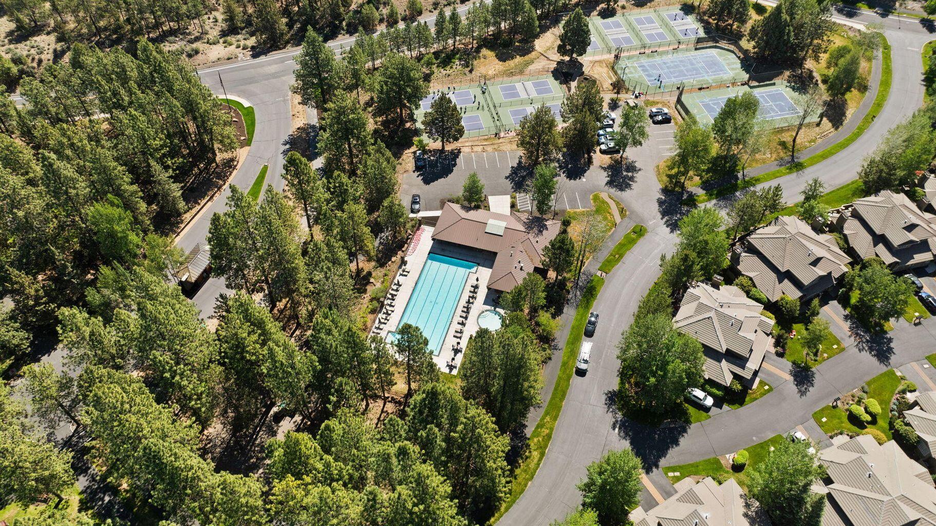 Broken Top - Residential