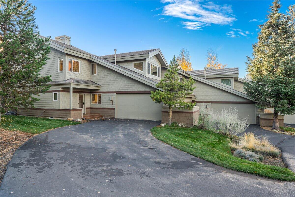 19563 Painted Ridge Loop