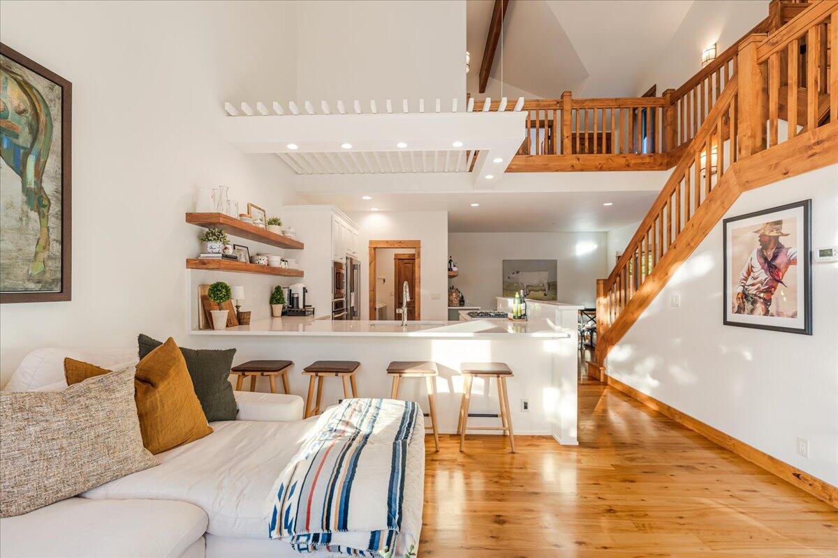 Broken Top - Residential