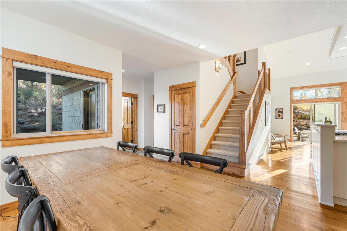 Broken Top - Residential