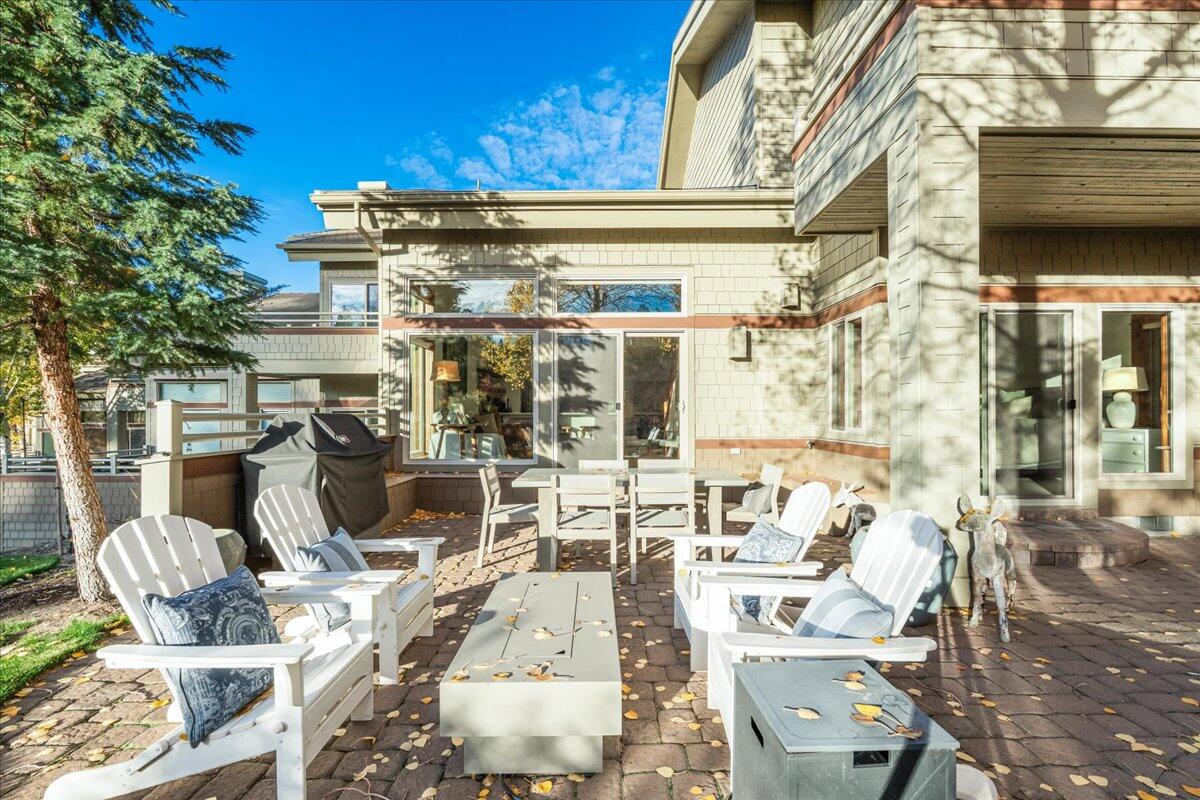 Broken Top - Residential