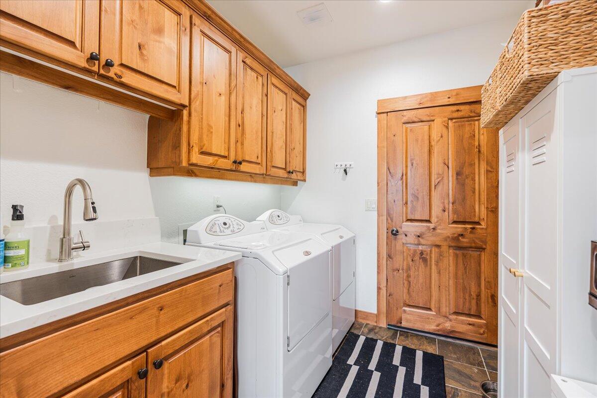 Broken Top - Residential