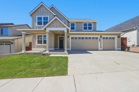 1445 NE Whistle Way Prineville OR 97754