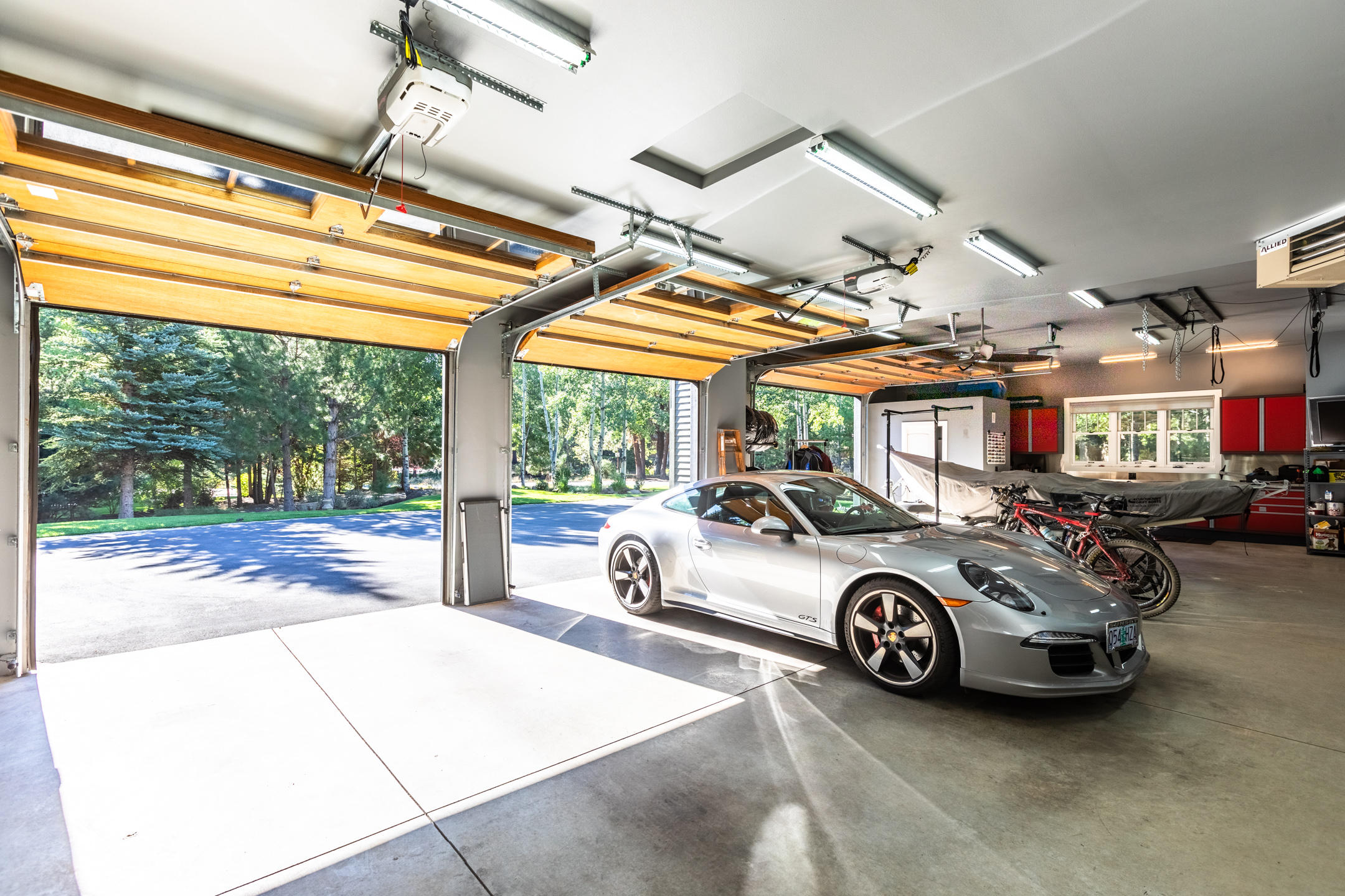 Broken Top - Residential