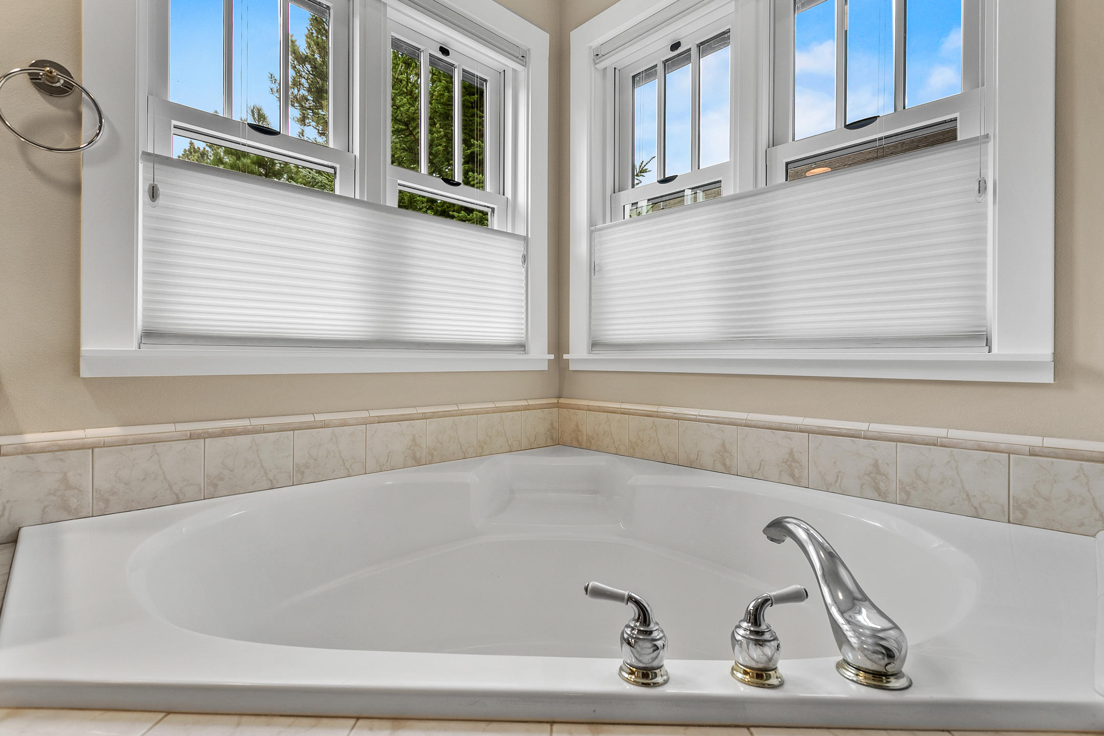 Broken Top - Residential