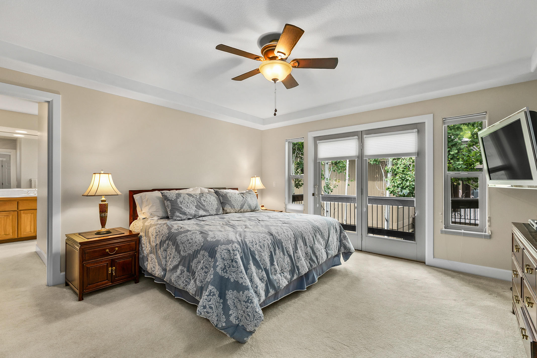 Broken Top - Residential