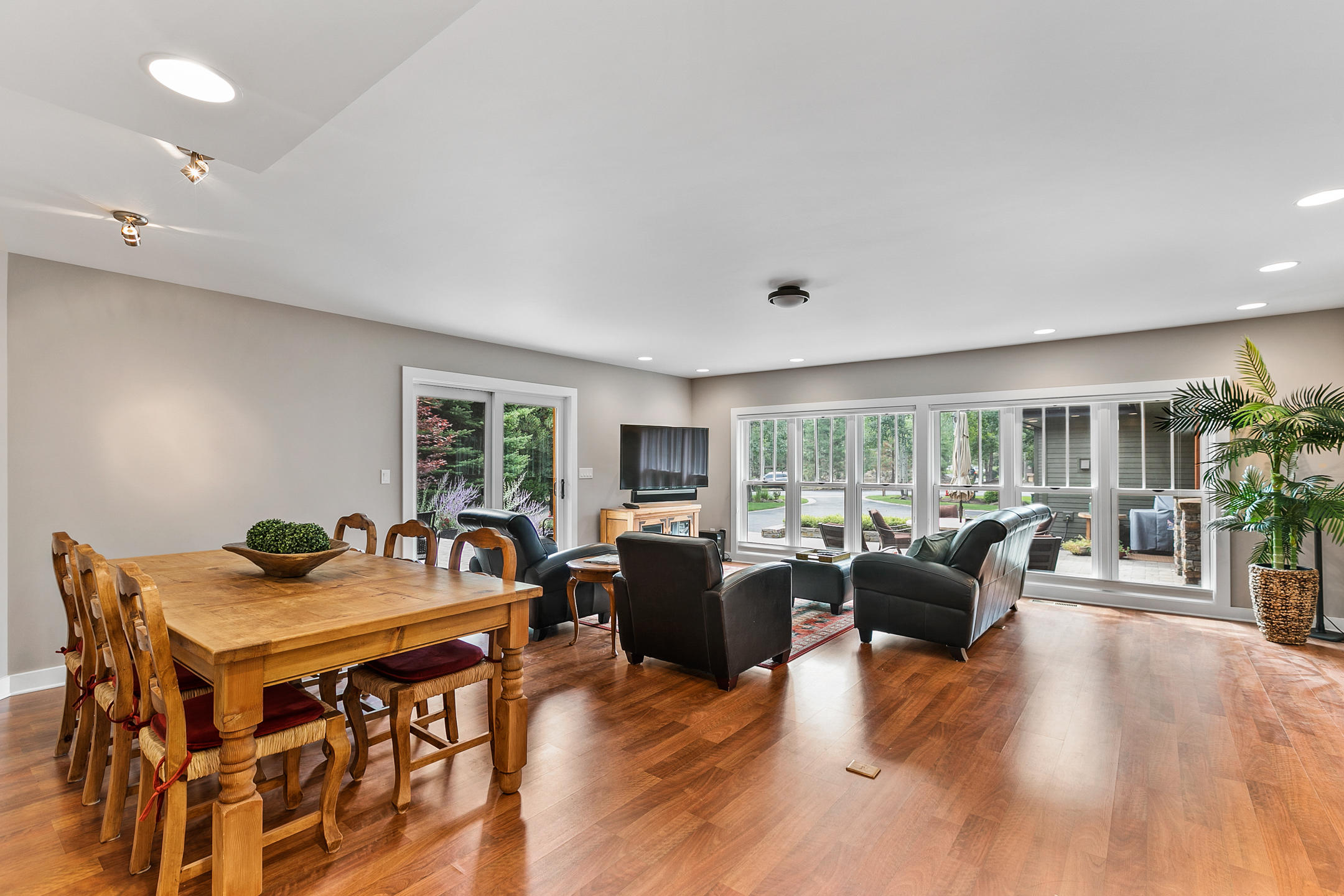 Broken Top - Residential