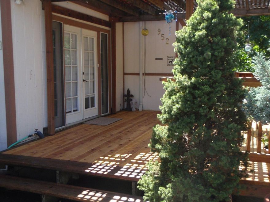 Beautiful home in a nice quiet area of Gold Hill. This home has a lot to offer, remodeled with additional space for the Master Bedroom. The kitchen has all the appliances included and Great cabinets with pulls. Just minutes from Gold Hill or Medford area. Rogue River is an easy walk for some of the best fishing on the river.