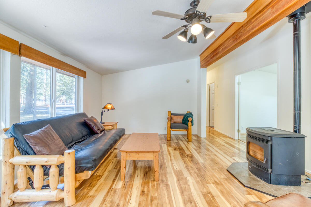 14634 Bluegrass Loop