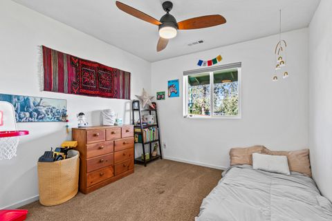 Tiny photo for 10 Velna Way, Ashland, OR 97520 (MLS # 220213900)