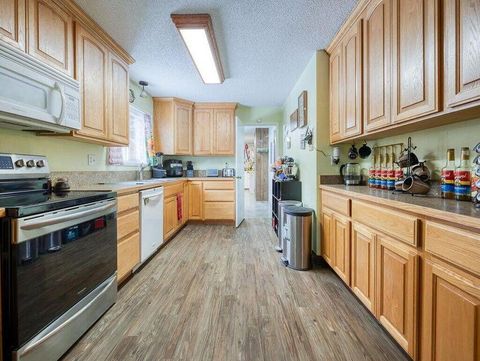 Tiny photo for 27233 Rocky Point Road, Klamath Falls, OR 97601 (MLS # 220212739)
