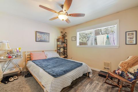 Tiny photo for 835 SE Polaris Court, Bend, OR 97702 (MLS # 220219746)