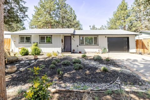 Photo of 835 SE Polaris Court, Bend, OR 97702 (MLS # 220219746)
