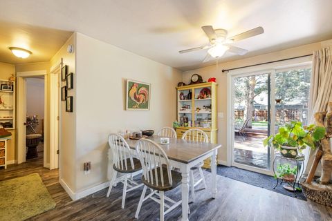 Tiny photo for 835 SE Polaris Court, Bend, OR 97702 (MLS # 220219746)