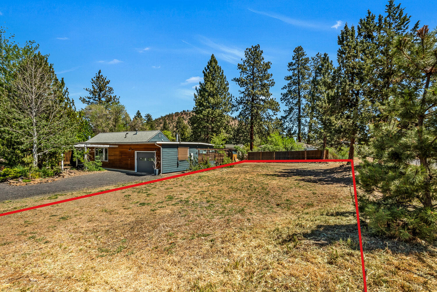 608 NE 10th Street