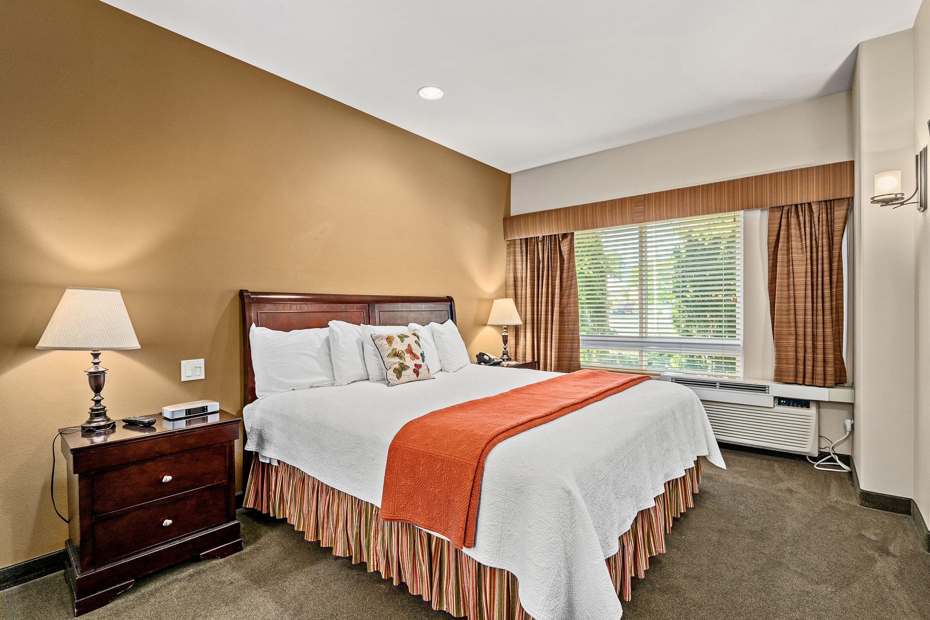 Bournes - Commercial Sale