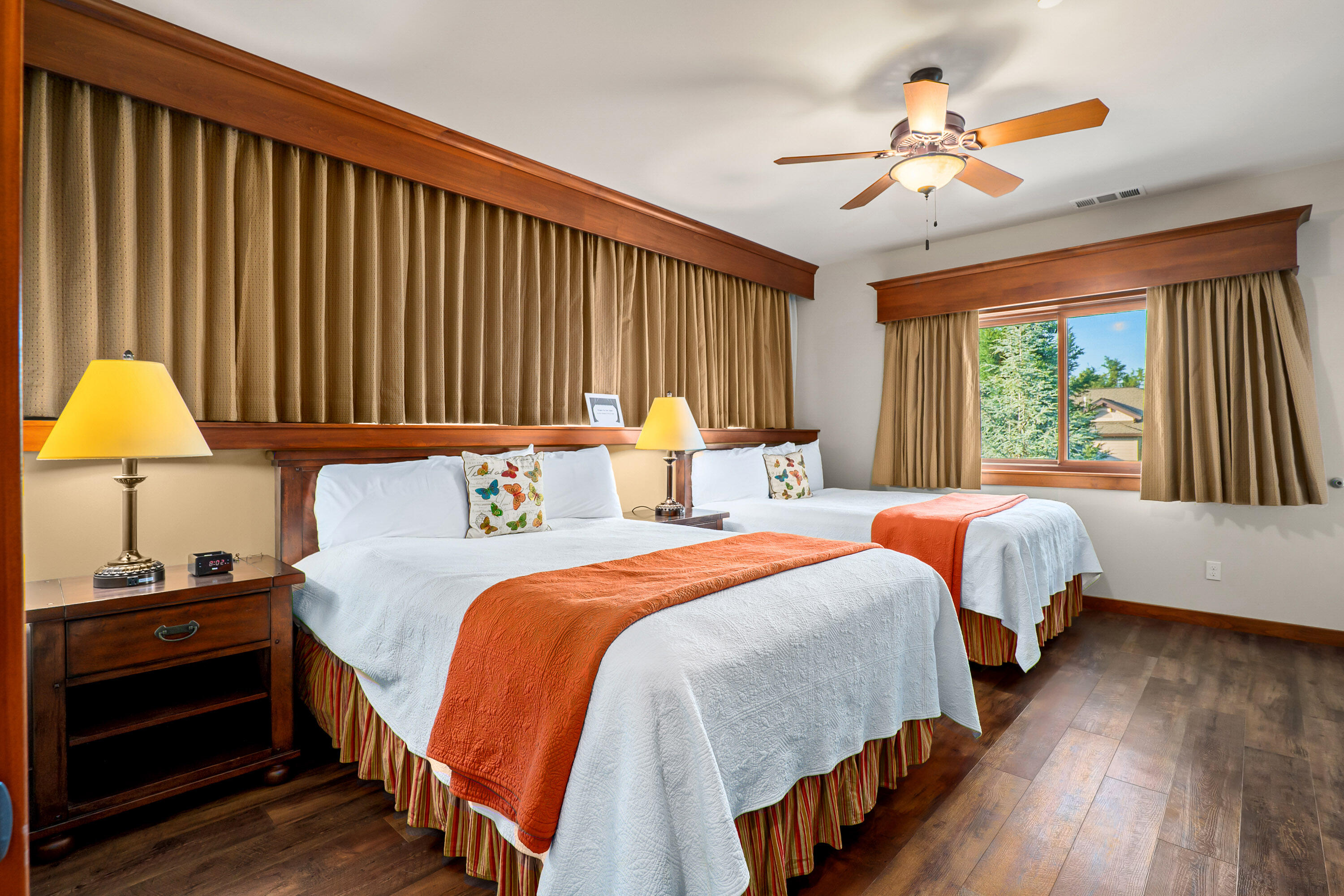 Bournes - Commercial Sale