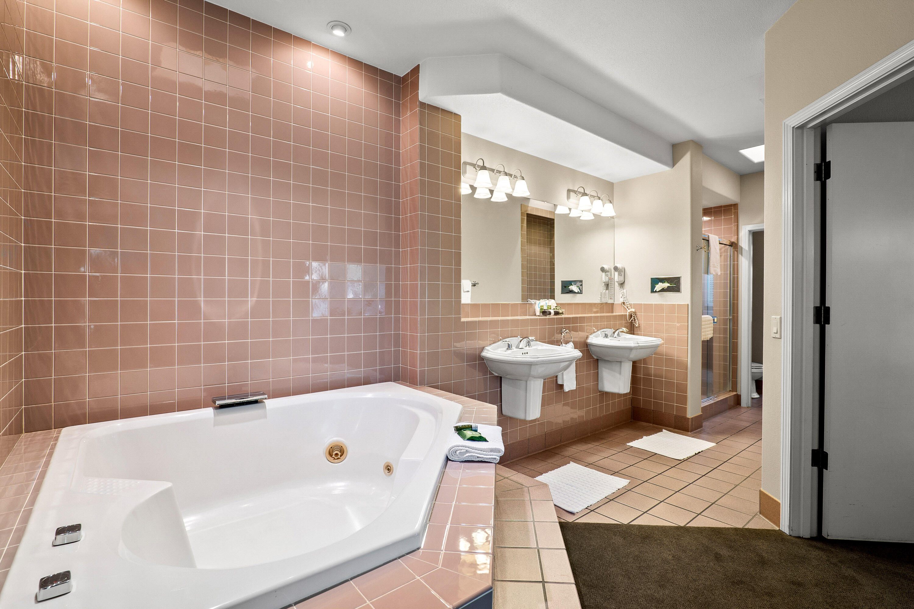 Bournes - Commercial Sale