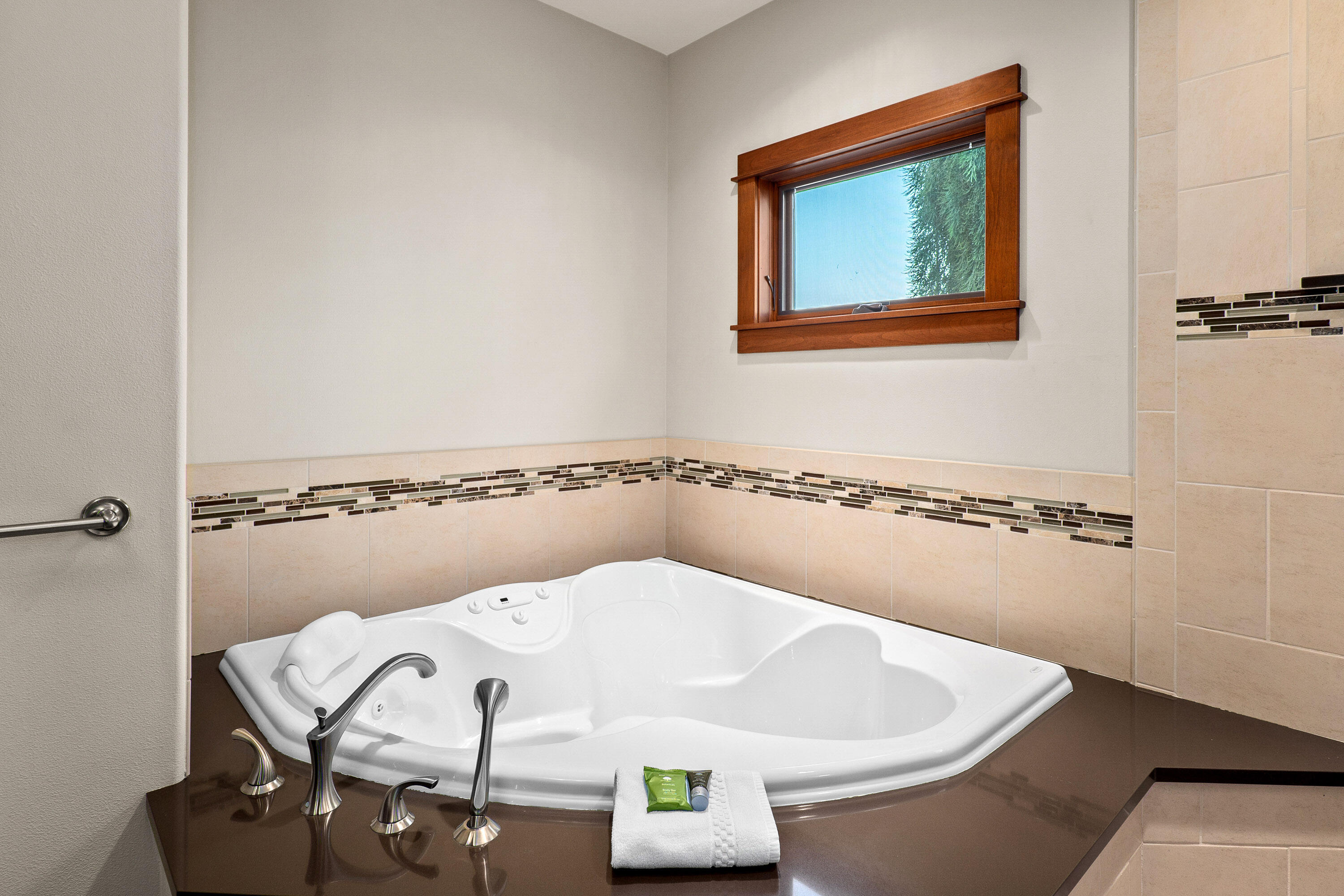 Bournes - Commercial Sale