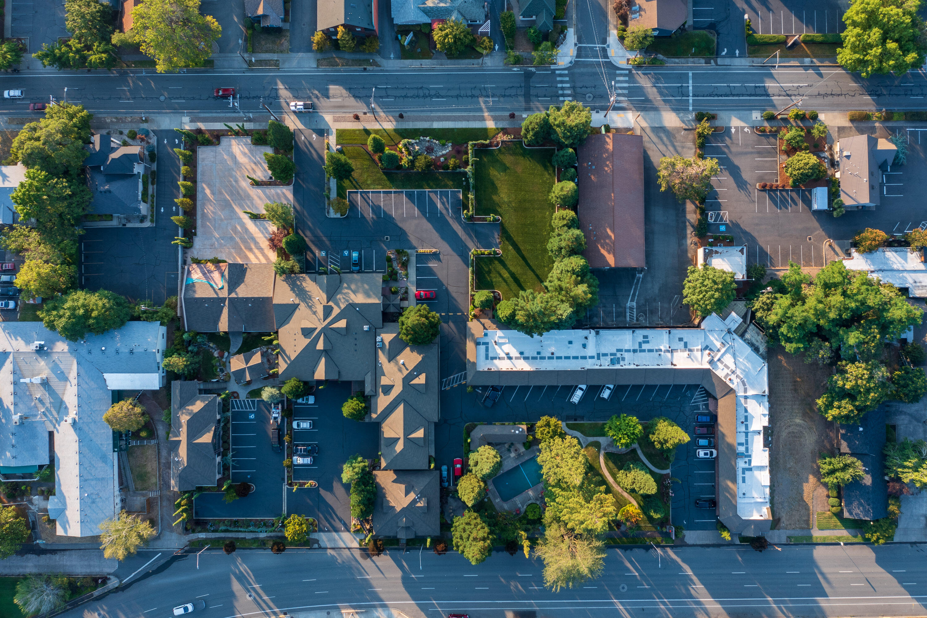 Bournes - Commercial Sale