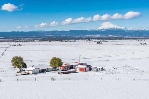 Tiny photo for 2748 SW Highland Lane, Culver, OR 97734 (MLS # 220212256)