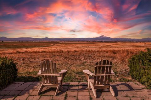 Tiny photo for 2748 SW Highland Lane, Culver, OR 97734 (MLS # 220212256)