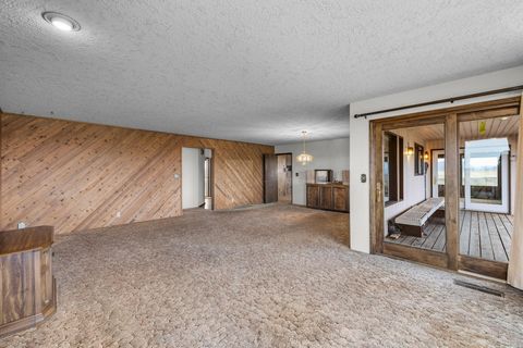 Tiny photo for 2748 SW Highland Lane, Culver, OR 97734 (MLS # 220212256)