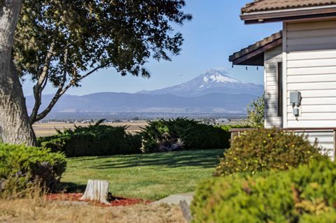 Tiny photo for 2748 SW Highland Lane, Culver, OR 97734 (MLS # 220212256)