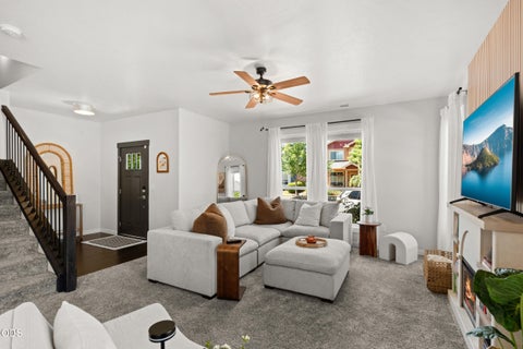 Tiny photo for 1142 N Haskell Street, Central Point, OR 97502 (MLS # 220224638)