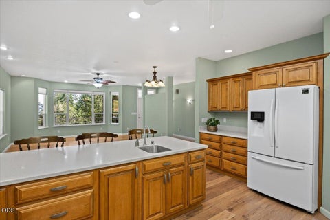 Tiny photo for 1142 N Haskell Street, Central Point, OR 97502 (MLS # 220224638)