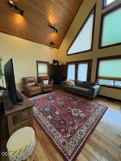 Tiny photo for 141245 Red Cone Drive, Crescent Lake, OR 97733 (MLS # 220224327)