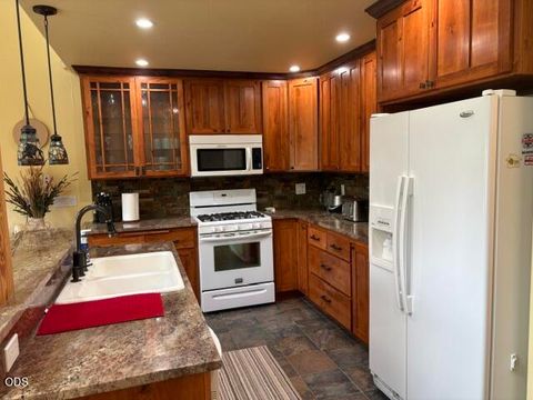Tiny photo for 141245 Red Cone Drive, Crescent Lake, OR 97733 (MLS # 220224327)