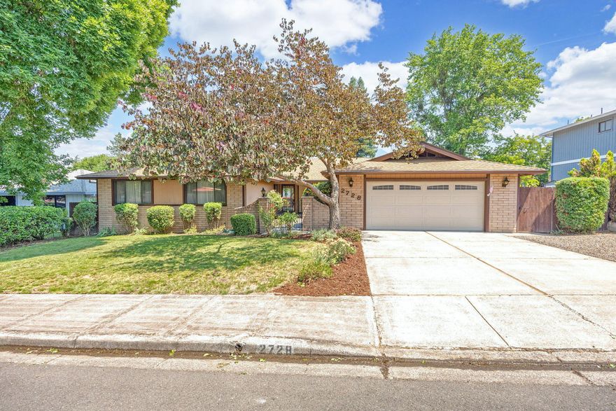 Here is your opportunity to turn this into your dream home! Come see this large East Medford home featuring 3 bedrooms, 2 ½ bath, 2491 sq ft on .23 ac lot! It is centrally located near Cedar Links Park, both hospitals, and shopping. Large windows found throughout the home for wonderful natural light! Floor to ceiling windows in living room give the space morning sun for a cup of coffee and a good book. Warm up in the wintertime with wood fireplace with a gas starter to make a warm gathering place for family and friends. It sits next to the generous kitchen with large eating bar for those special family times. Storage is plentiful in the pantry just off the kitchen. This home features a huge indoor laundry room ready for you to customize into your ideal space! Each bathroom has large double vanity to meet the needs of everyone in this home! Covered deck overlooks large backyard for outdoor family fun and your choice of veggies in the garden! New roof installed in November 2024.