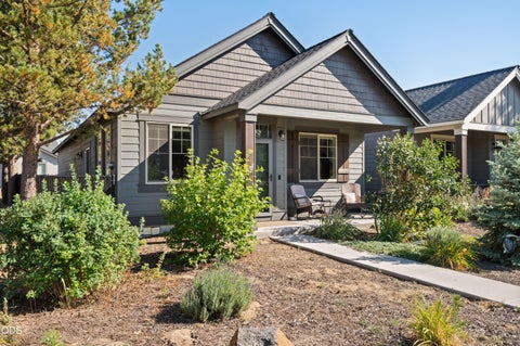 Photo of 51937 Lumberman LN, La Pine, OR 97739 (MLS # 220227498)