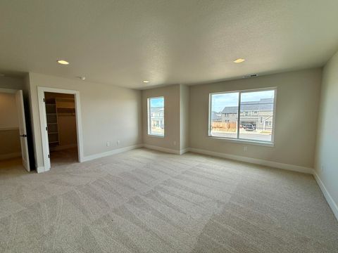 Tiny photo for 21424 SE Krakatoa Court #Lot 100, Bend, OR 97702 (MLS # 220217344)