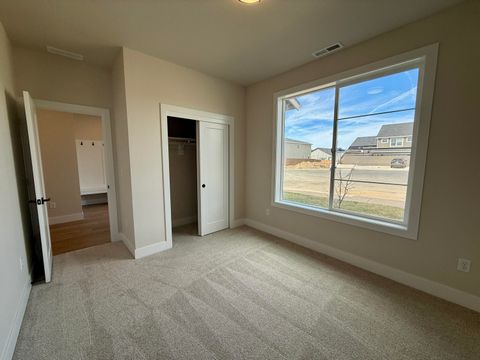 Tiny photo for 21424 SE Krakatoa Court #Lot 100, Bend, OR 97702 (MLS # 220217344)