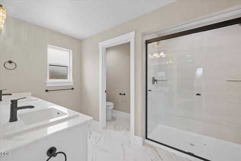 Tiny photo for 610 Pheasant Creek Drive, Central Point, OR 97502 (MLS # 220224099)