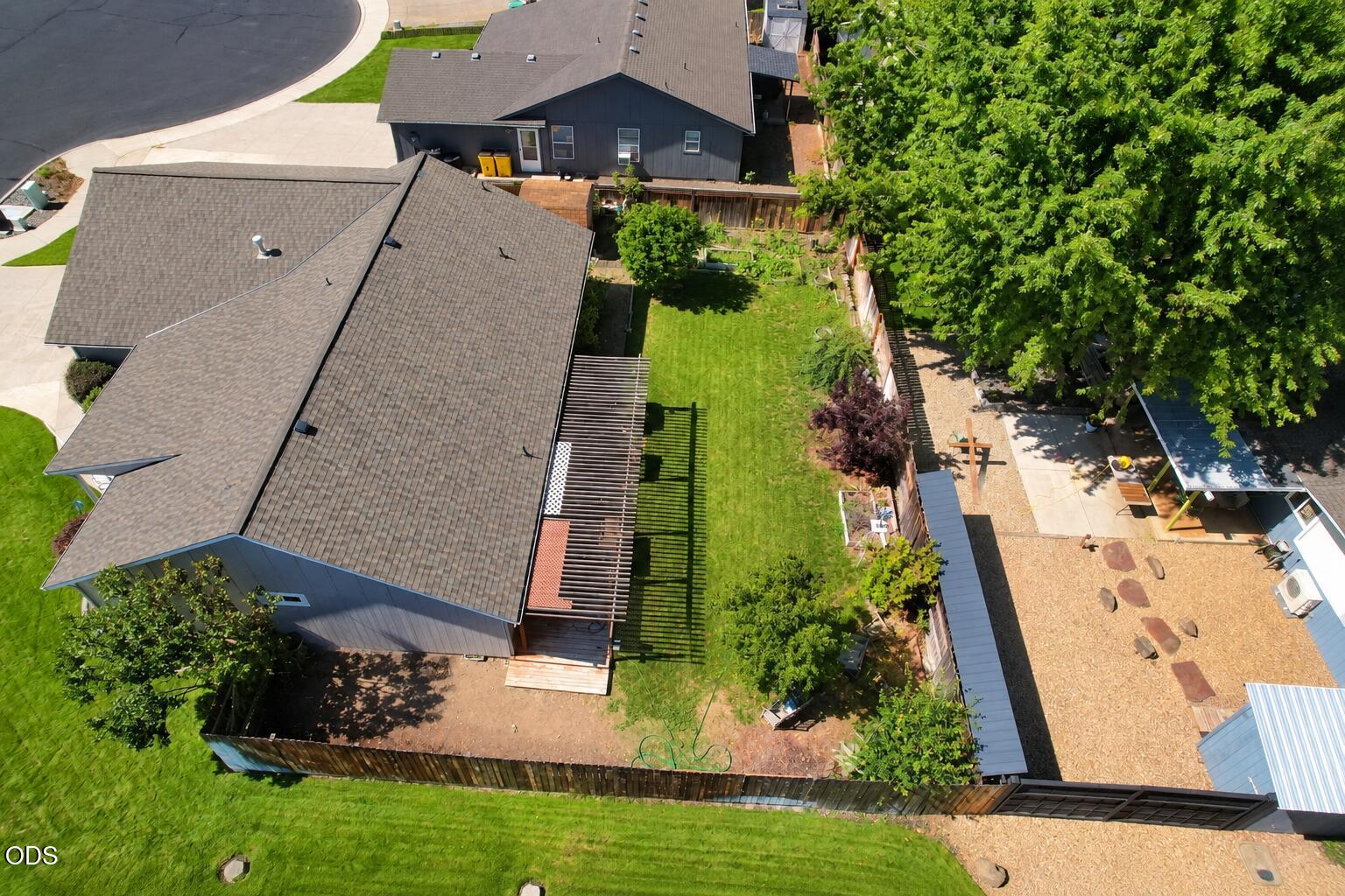 695 NE Stone Ridge Lane - Photo 3