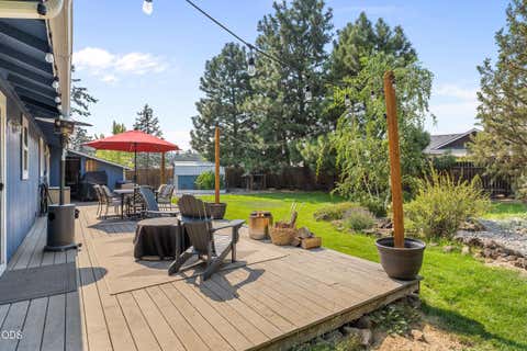 Tiny photo for 63385 Omer Drive, Bend, OR 97701 (MLS # 220226633)