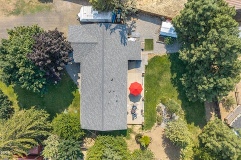 Tiny photo for 63385 Omer Drive, Bend, OR 97701 (MLS # 220226633)