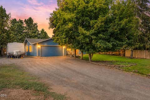 Photo of 63385 Omer Drive, Bend, OR 97701 (MLS # 220226633)