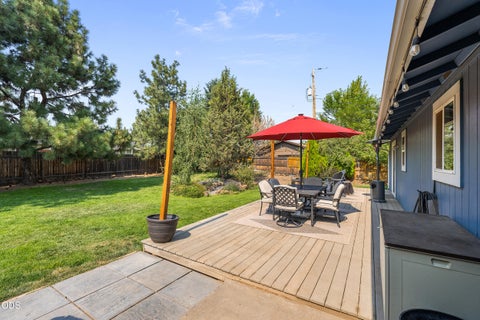 Tiny photo for 63385 Omer Drive, Bend, OR 97701 (MLS # 220226633)