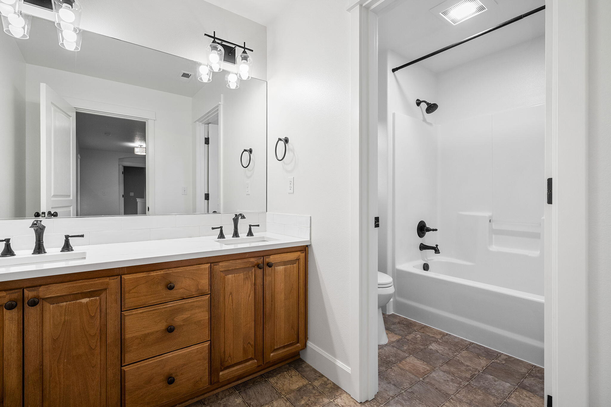 Fieldstone Crossing - Residential